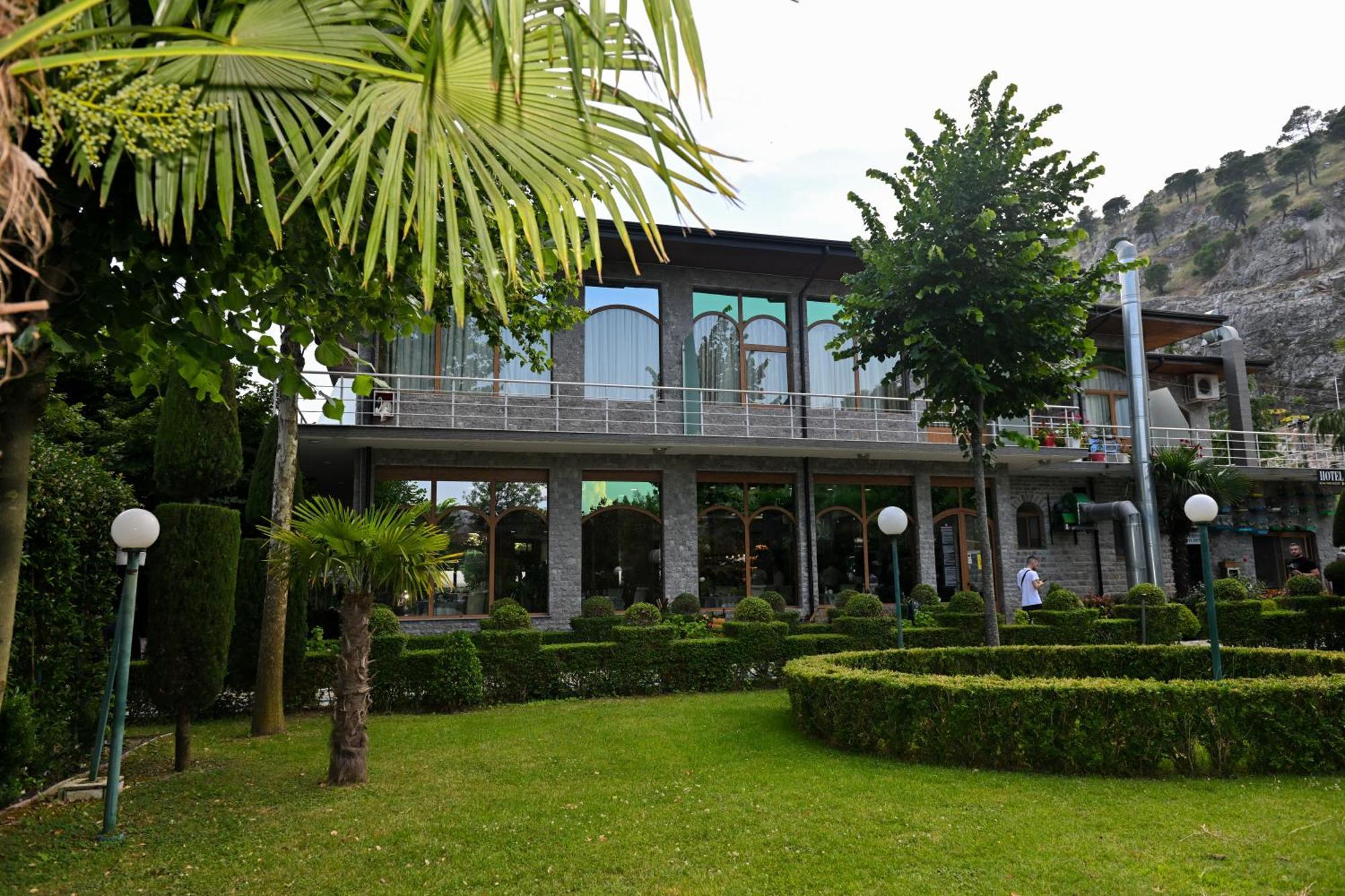 שקודר Buna Park Hotel מראה חיצוני תמונה